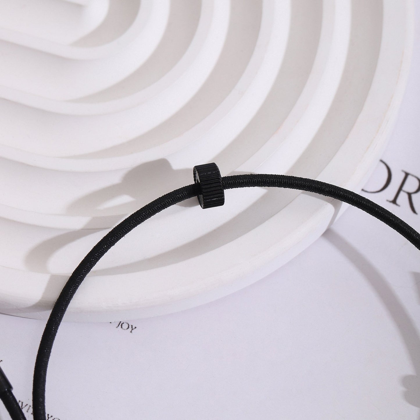 🔥Survival Wrist Strap-Survival Bracelet- Emergency Glass Breaker