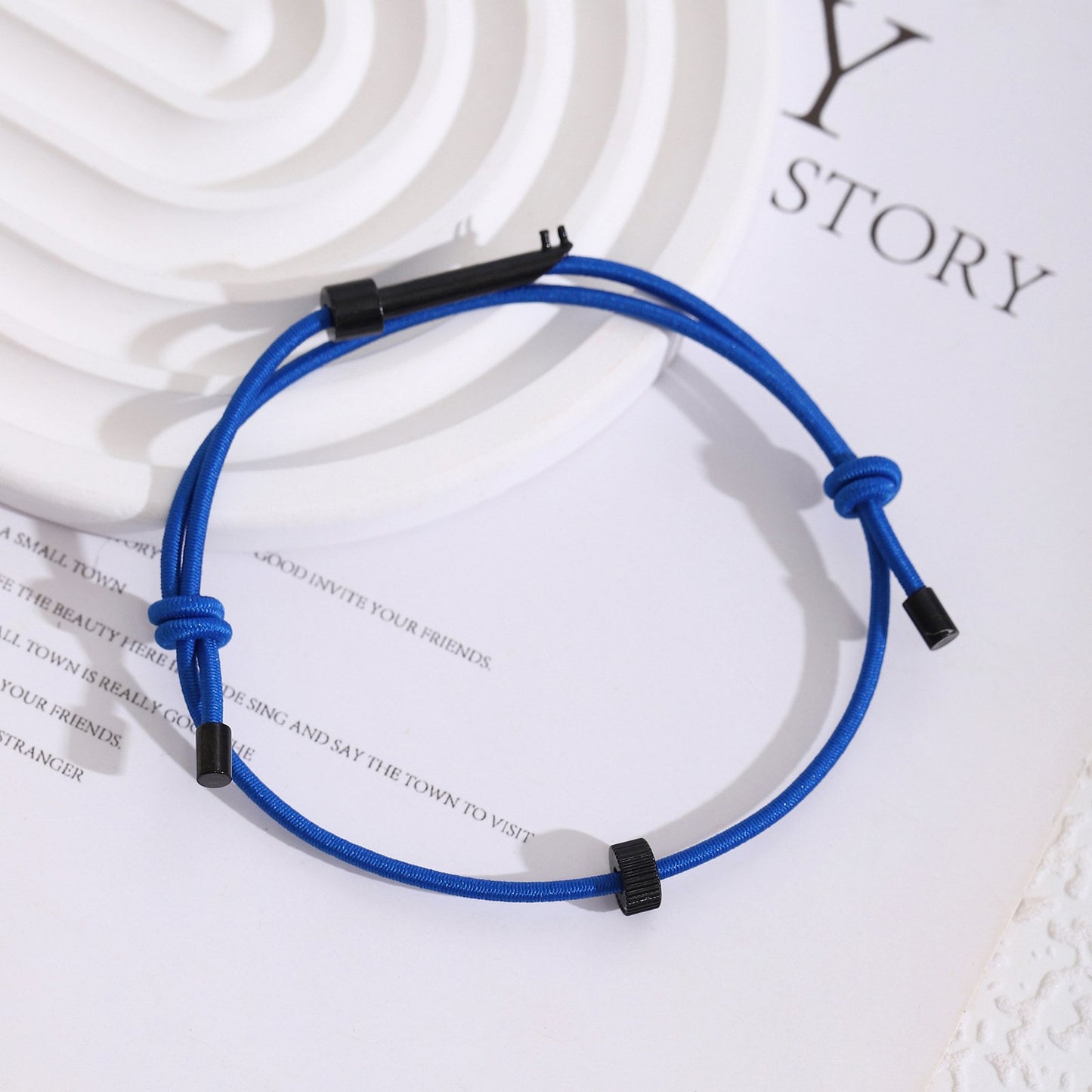 🔥Survival Wrist Strap-Survival Bracelet- Emergency Glass Breaker